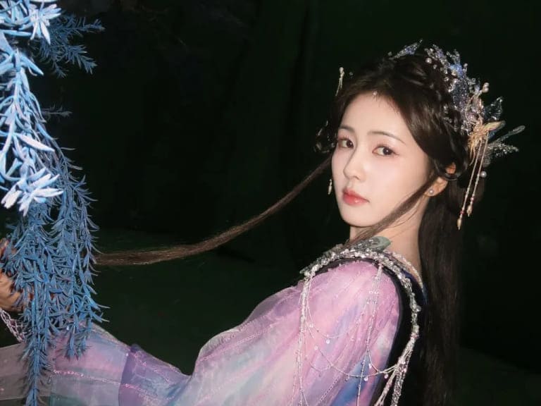 Бай Лу сянься дорамы фэнтези Bai Lu fantasy drama xianxia Feud Mo Li