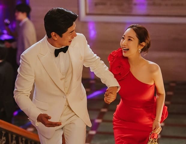Park Min Young Lee Yi Kyung Marry My Husband Confidence Queen 컨피던스맨 KR